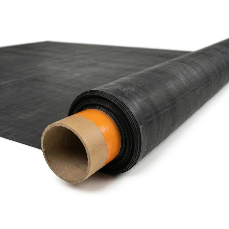 Membrană EPDM RubberBear pentru hidroizolație acoperiș plat, grosimi 1.14mm și 1.52mm, rezistență UV și ozon.